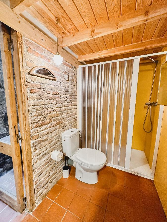 Habitacion Privada, Casa Compartida Con Pareja Private Room, Shared House With A Couple Barcelona Eksteriør bilde